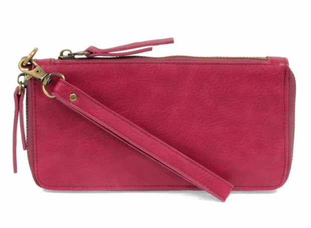 CHLOE ZIP AROUND WALLET/WRISTLET