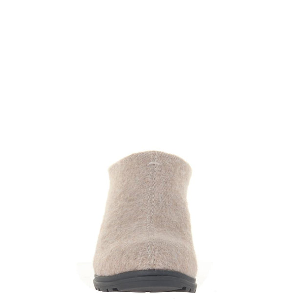 NAKED FEET - PROPER in NATURAL Mules